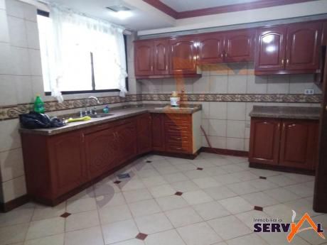 Amplio E Hermoso Departamento En Venta Inmediaciones Av. Melchor Perez Y Av. Juan De La Rosa