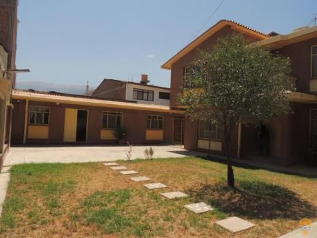 Casa En Venta De 536 Metros Zona Las Cuadras