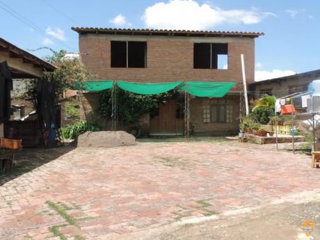 Vendo Casa De Dos Plantas Sobre 1002 M