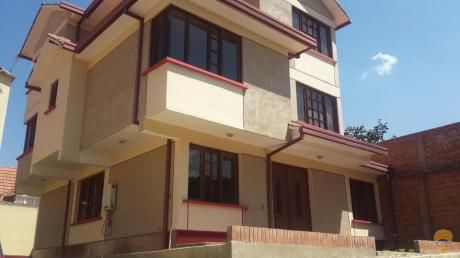 Casa En Venta En La Zona De Trojes