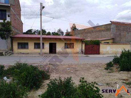 Vendo Casa Sobre 952 Mts En El Paso, A Una Cuadra De La Plaza