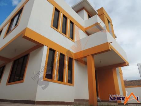 Bonita Casa A Estrenar Estilo Minimalista De Tres Planta Col. Señor De Mayo