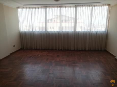 En Venta Hermoso Departamento Inmediaciones Torres Sofer