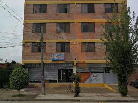 Amplio Departamento En Venta Zona Trojes, Sobre Av. Ecológica
