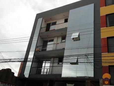 Edificio A La Venta Inmediaciones De La Plazuela Colon