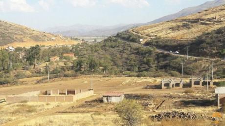 Vendo Terreno Sector Lago Del Eden, 2 Cuadras De La Carretera
