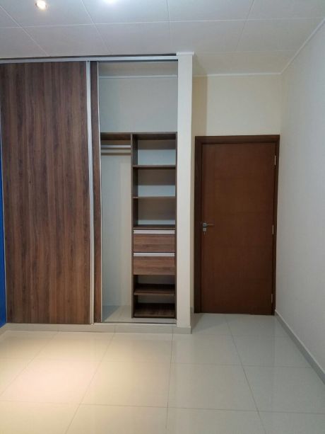 Hermosa Casa En Venta Zona Norte