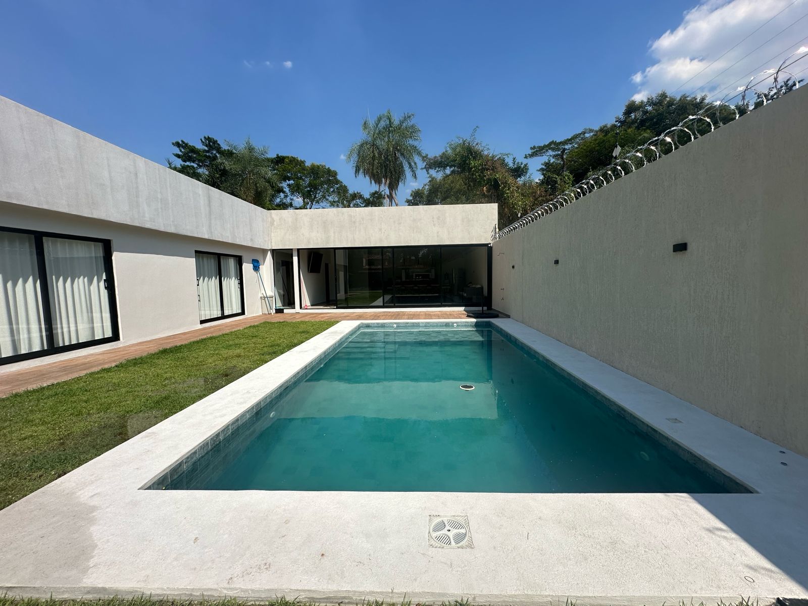 VENDO HERMOSA CASA EN SAN BERNARDIDO — foto 2