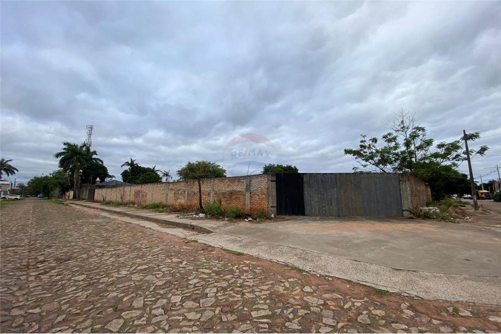 Alquilo Amplio Terreno en San Lorenzo Ubicado sobre Av. Pastora Cespedes — foto 2