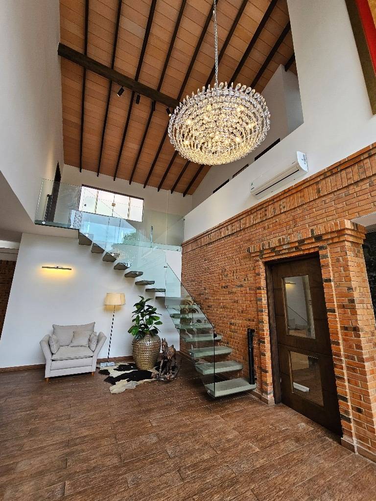RESIDENCIA DE LUJO EN ALQUILER - BARRIO HERRERA — foto 3