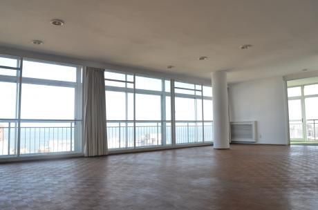Super Baja!!!! De Categoria Edificio Palacio Martinez Reina