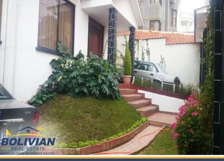 Flor De Irpavi, Bonita Soleada Casa En Venta
