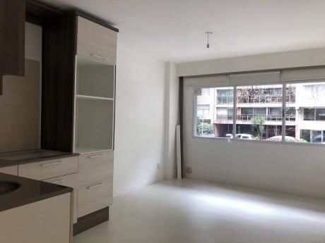 Pocitos, 1 Dormitorio, Calefacción