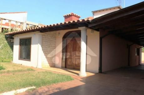 Vendo Hermosa Casa Barrio San Jose De Ciudad Del Este