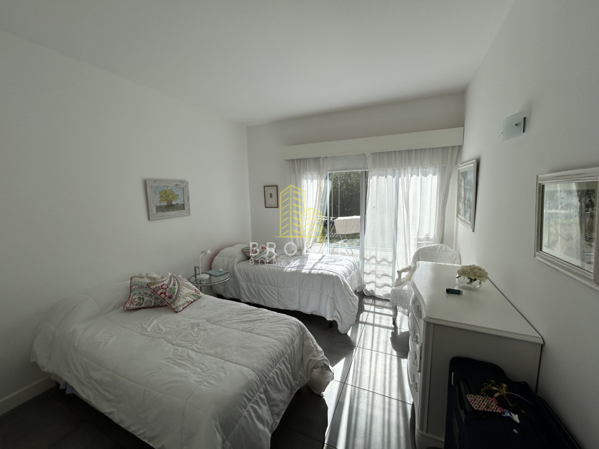 Alquiler Anual Casa Barrio Privado La Arbolada Punta del Este 4 dormitorios 3 suites · Foto 8