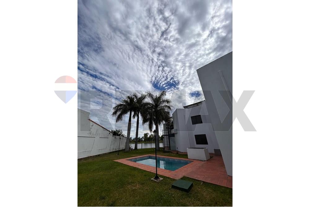 Chalet - Venta - San Bernardino, Paraguay — foto 2