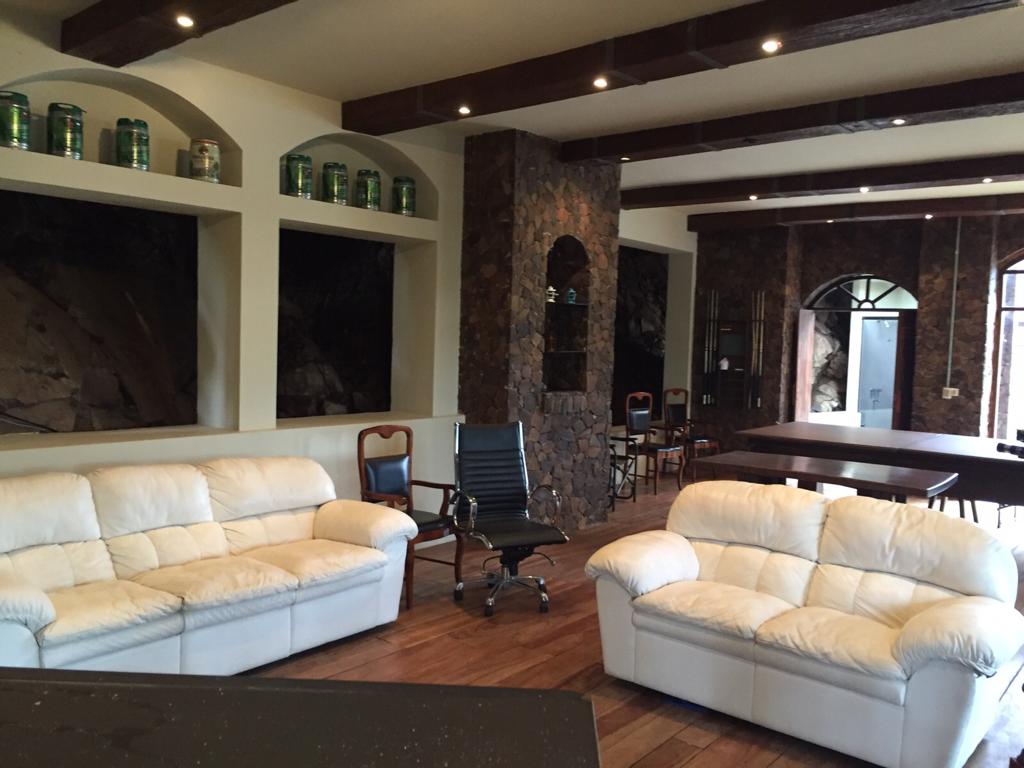 VENDO EXCLUSIVA CASA EN EL PARANA COUNTRY CLUB — foto 3