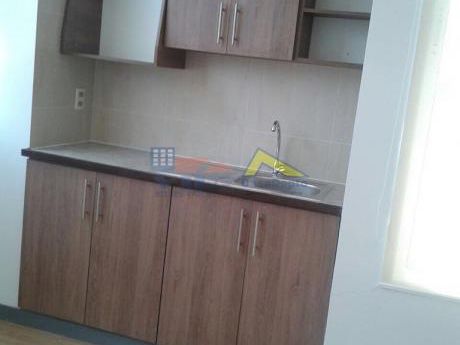 Código 11971, Calacoto, Oficina En Alquiler, La Paz, Bolivia Grupo Inmobiliario Vip Casadepto Ofrece: Cómoda Oficina De 90 Metros Cuadrados De Superficie A Estrenar, Cerca De La Calle 22 De Calacoto. Ubicada En 8vo Piso, Cuenta Con 2 Kitchenette, 2 Baño