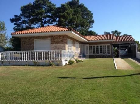 Id 10587 - Excelente Chalet En Parque De Solymar!!!