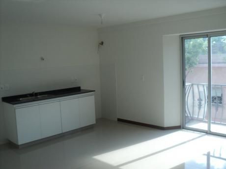 Apartamento De 3 Dormitorios, En El Palacio Universal A Estrenar