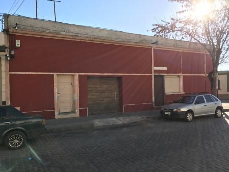 Muy Linda Casa Mas Apartamento Con Entrada Independiente