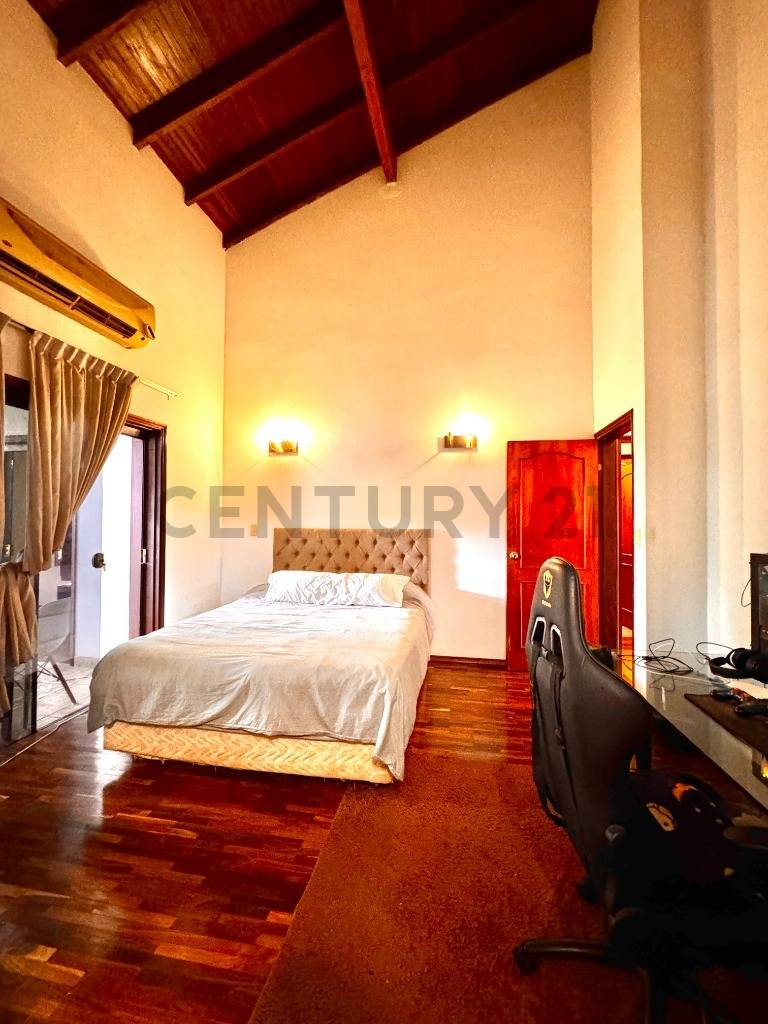 VENDO CASA DE 4 HABITACIONES EN SUITE EN EL BARRIO SAN JORGE — foto 2