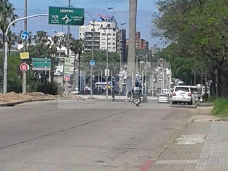 Solido Deposito Sobre Avenida!!