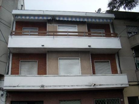 Venta Apto Cordon , 2 Dormitorios Mas Monoambiente Oportunidad