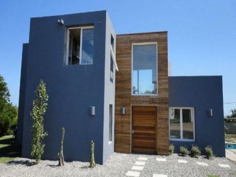 Hermosa Casa Con Vista Al Mar!
