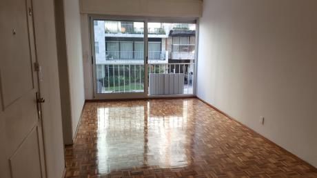 Vende Apartamento 2 Dormitorios En Villa Biarritz