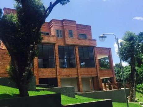 Vendo Casa En Parana Country Club