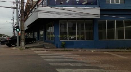 Salón En Esquina