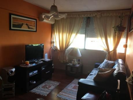Impecable Apartamento Con Muebles !!