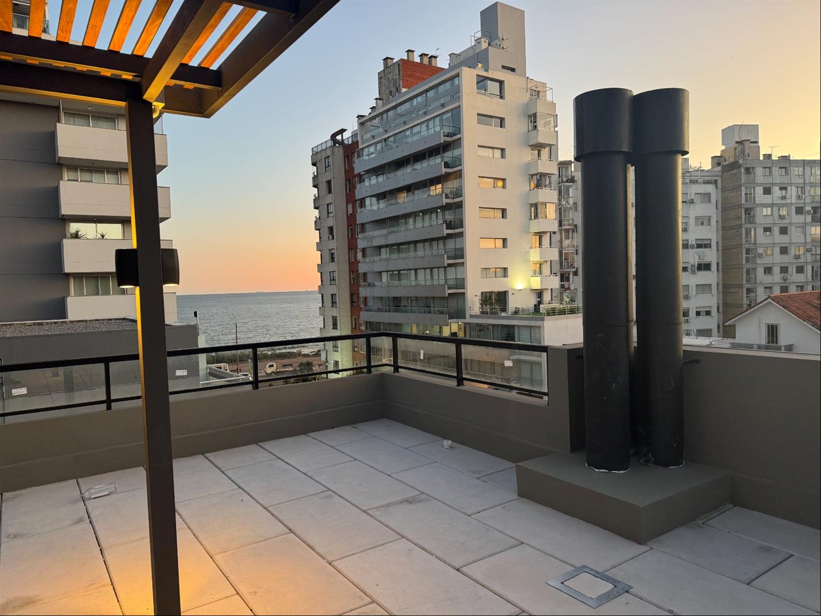 Monoambiente en excelente estado, próximo a Rambla · Foto 10