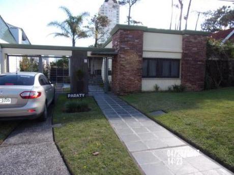 Casas En Playa Mansa
