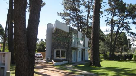 Casas En Playa Mansa