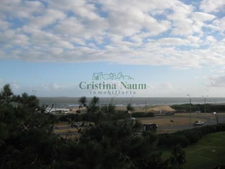 Apartamentos En Playa Brava: Cni15303a