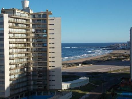 Apartamentos En Playa Brava: Cni15695a