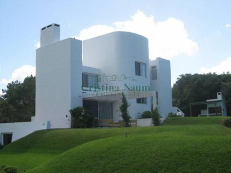 Casas En Rincón Del Indio: Cni18032c