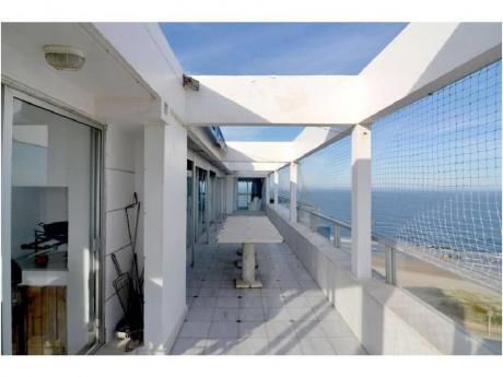 Apartamentos En Playa Brava: Cni737a