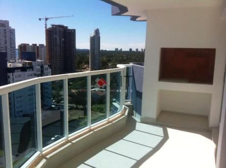 Apartamentos En Playa Mansa