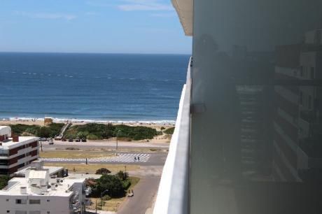 Departamento En Playa Brava - Ref: Co112