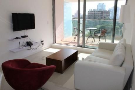 Departamento En Playa Brava - Ref: Co17