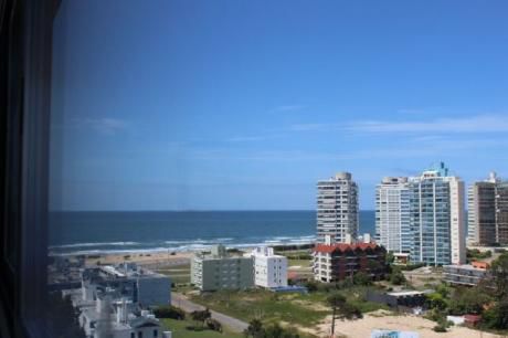 Departamento En Playa Brava - Ref: Co60