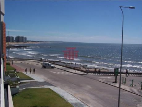Apartamentos En Península: Dyt10427a