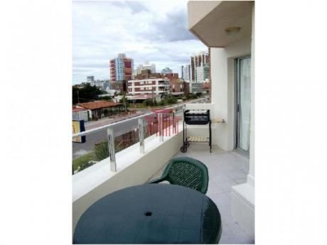 Apartamentos En Playa Brava: Dyt10803a