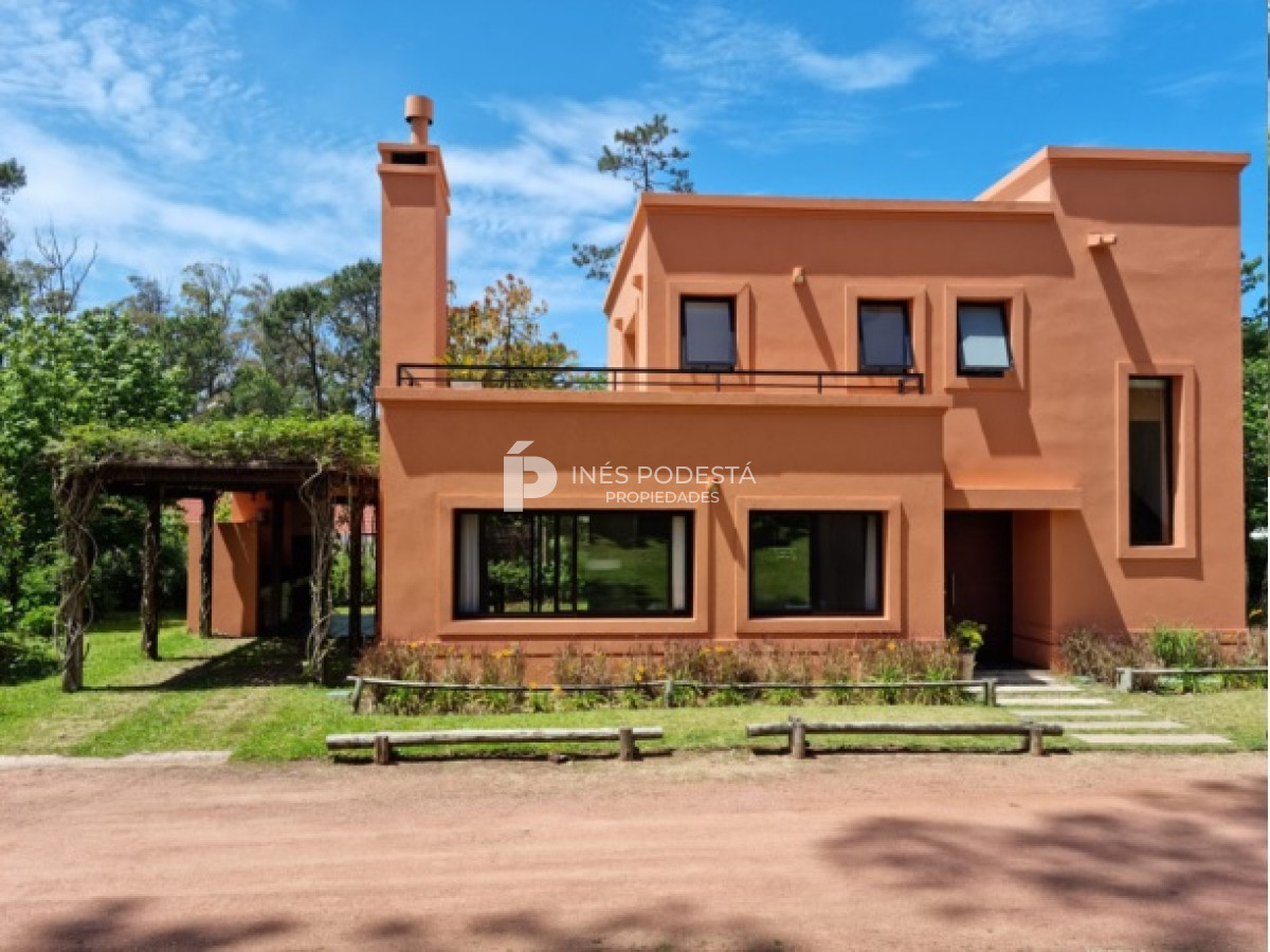 Casa en venta en Pinares