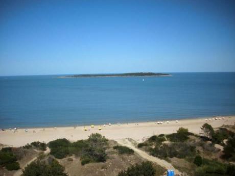 Apartamentos En Playa Mansa: Ipd2987a