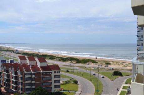 Apartamentos En Playa Brava: Ipd5900a
