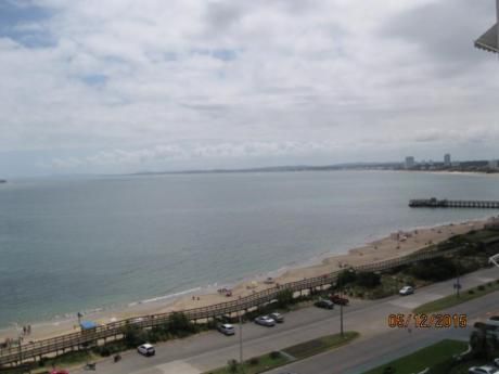 Apartamentos En Playa Mansa: Ipd6354a
